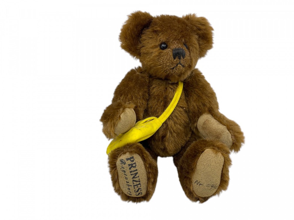 Artist bear teddy bear raspberry 21 cm. Excellent condition.