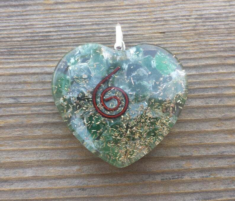 ORGONE JADE GEMSTONE HEART SHAPED PENDANT ORGONITE (ONE)