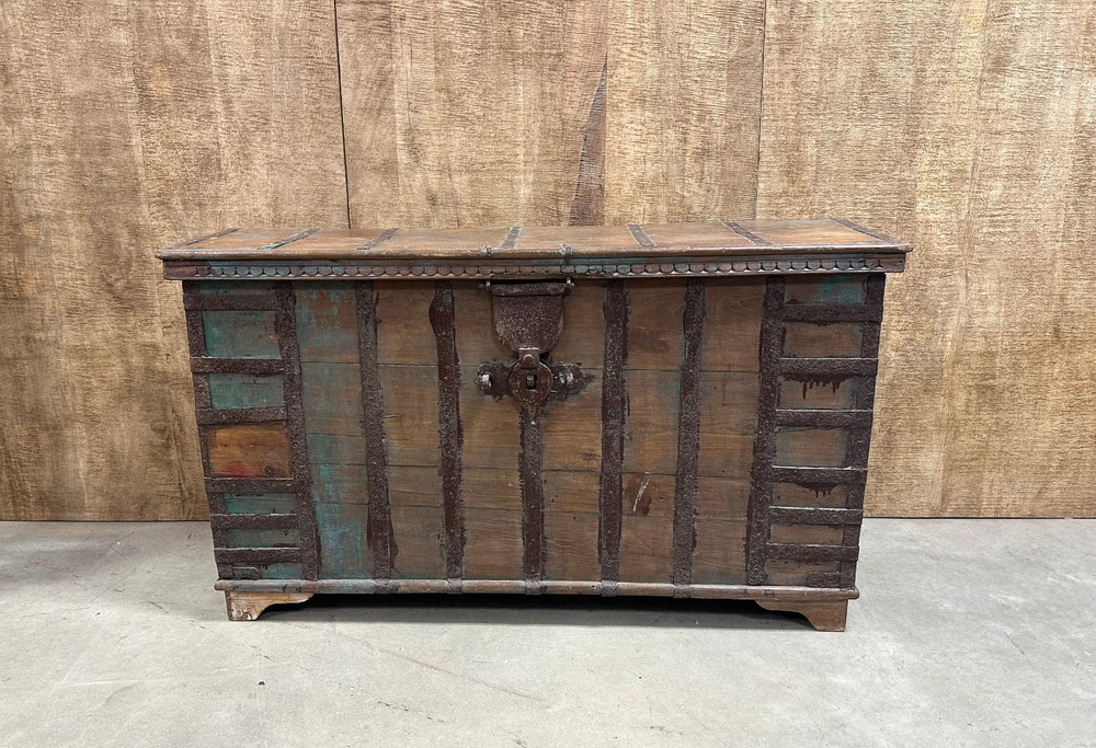 Vintage Wood Trunk.