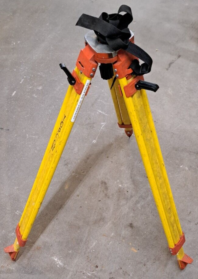 TOPCON ADJUSTABLE TRIPOD 42" CLOSED HEIGHT 64" MAXIMUM HEIGHT