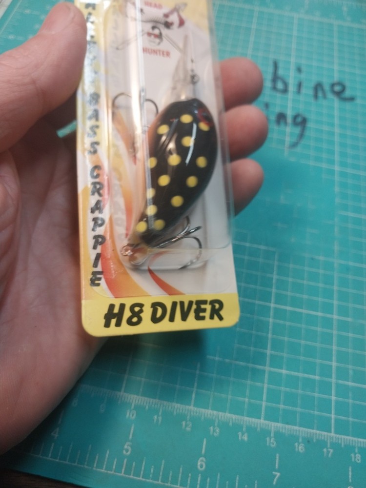 Head Hunter Crankbait Nip 8-10 Ft Same As Bandit 200