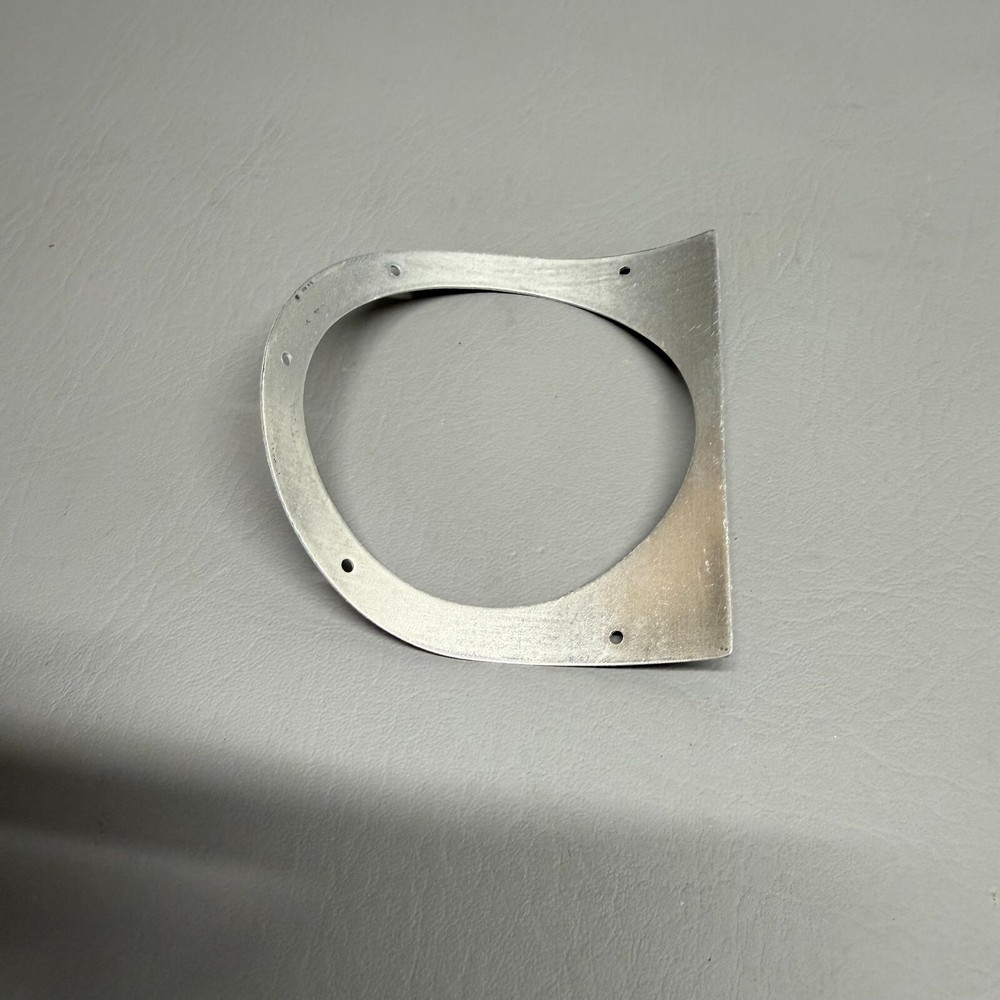 35631-005 Piper Retainer (NEW)