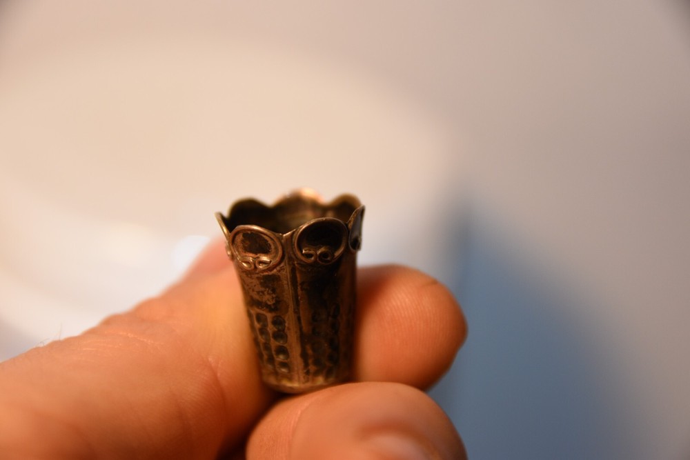 Vintage Silver STERLING Applied Design 1.39 Grams THIMBLE