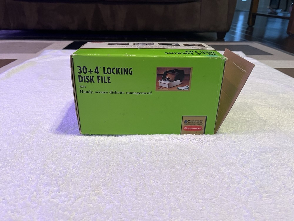 Vintage Rubbermaid 3.5" Locking Floppy Disk Computer File Storage Box Holder