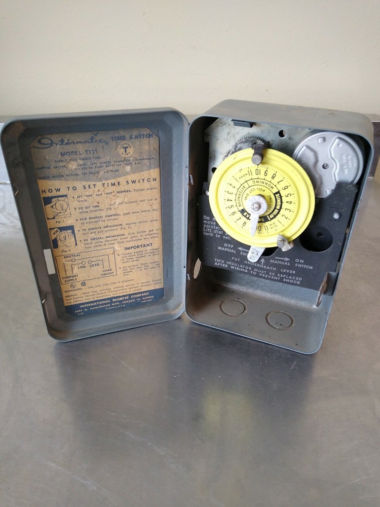 Intermatic TIMER Model T101 30 Amp 24-Hour Dial Time Switch Timer - Single Pole