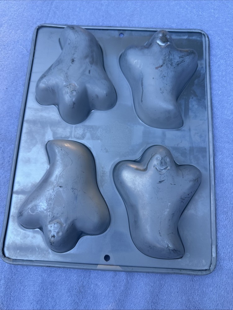 Halloween Ghost Cake Pan Wilton #2105-9471 1992