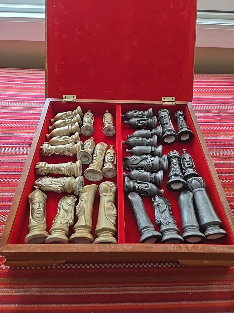 Vintage Glazed Ceramic Duncan Complete Chess Set With Board