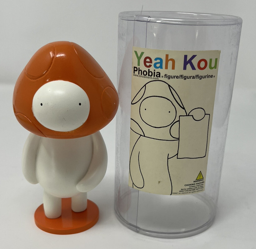 MR CLEMENT YEAH KOU Hand Painted Numbered 5" POLYSTONE MUSHROOM LAPIN