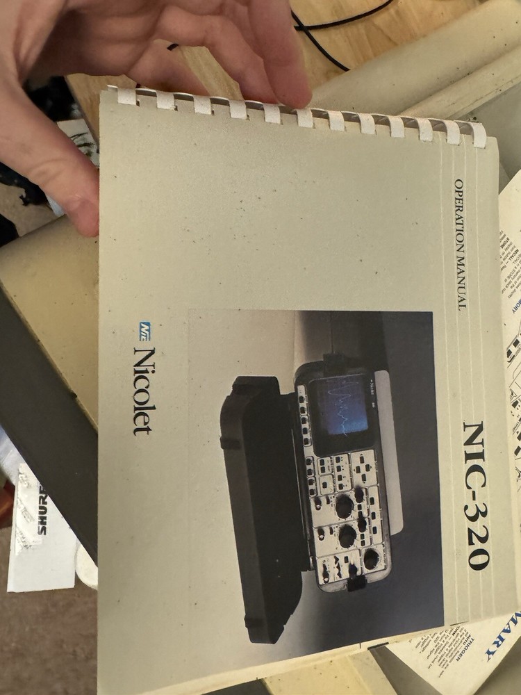 Nicolet Model NIC-320 Digital Oscilloscope