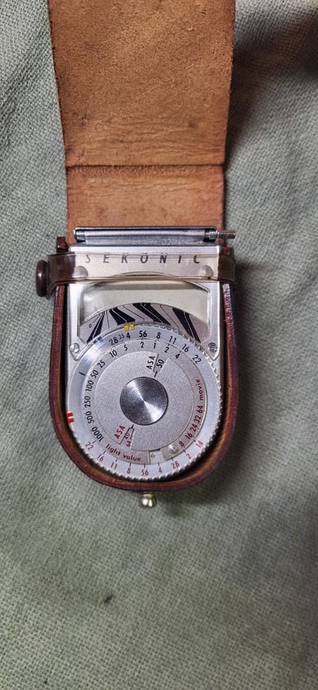 Sekonic Light Meter – Vintage Working Exposure Meter with Leather Case