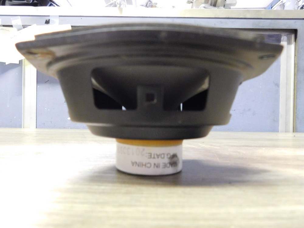 HARLEY DAIVDSON SPEAKER #77026-10