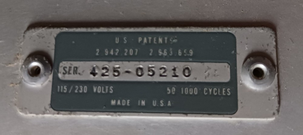 Vintage HP Hewlett Packard Oscilloscope Model 122AR Rack Mount