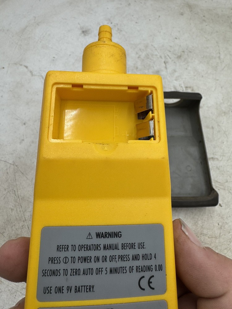 UEI EM 100A Single Input Electronic Manometer