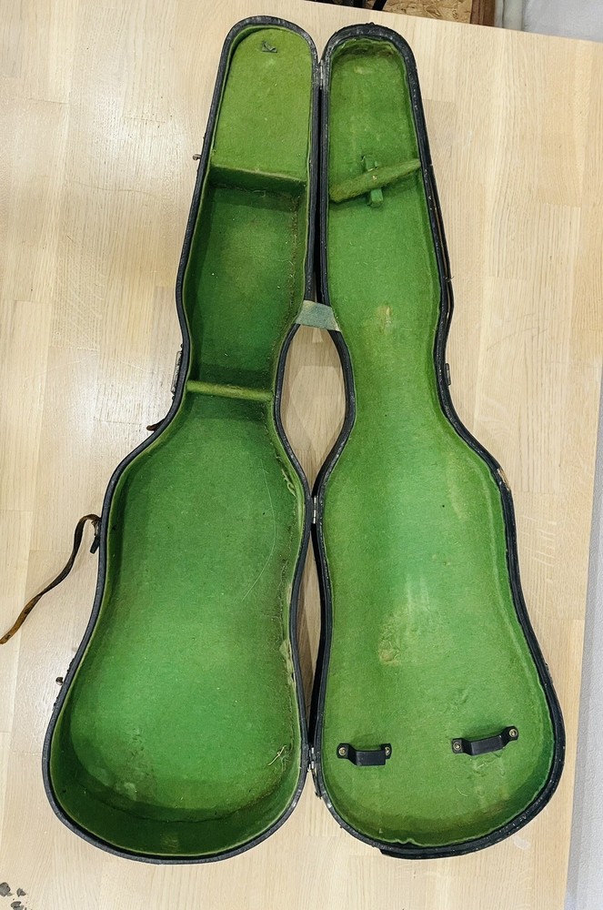 Old vintage violin case