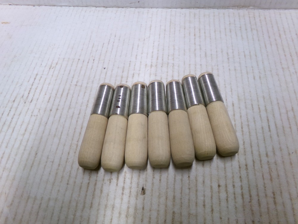 Hy-Tool Can't Split Tool Handle Lot of 7