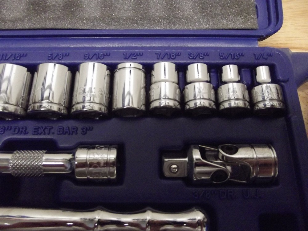 Williams 50663 3/8" Drive SAE Socket Set with Ratchet, Case