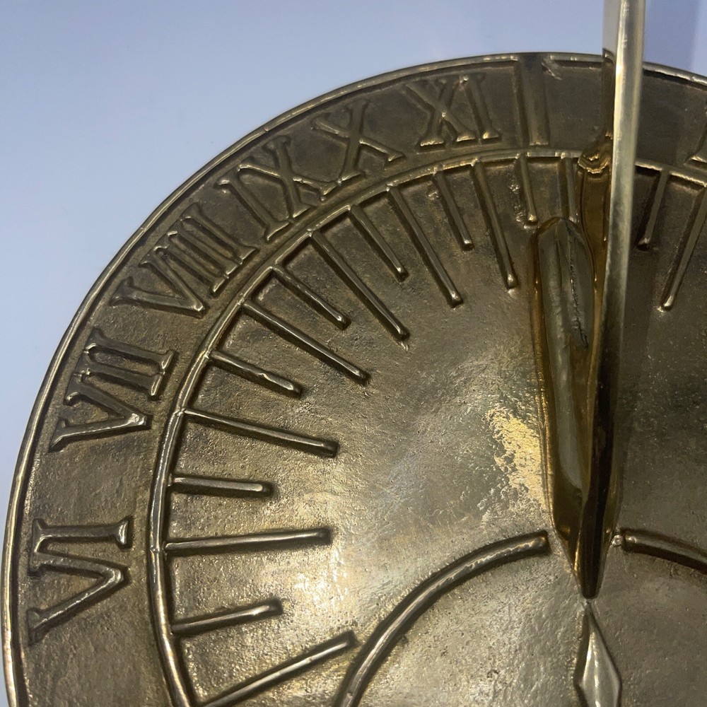 Sun Dial Yard Desk Conversation Piece Clock 7”
