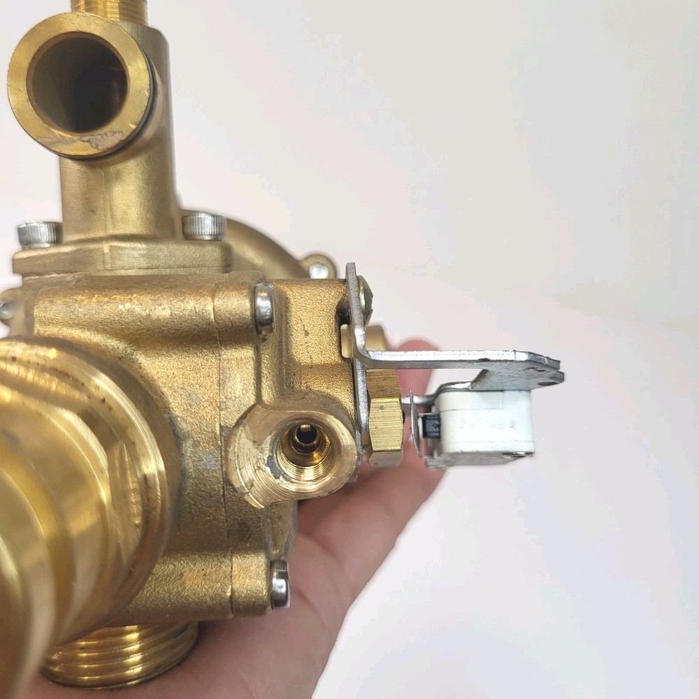 Baxi Combi 80E 80 Eco 105E 105HE Diverter Valve 7224344 248061 Genuine tankless