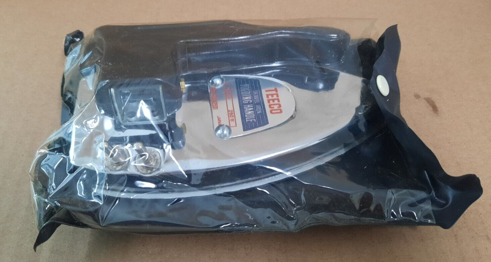 VINTAGE TEECO TRAVEL IRON WITH FOLDING HANDLE & ORIGINAL BOX