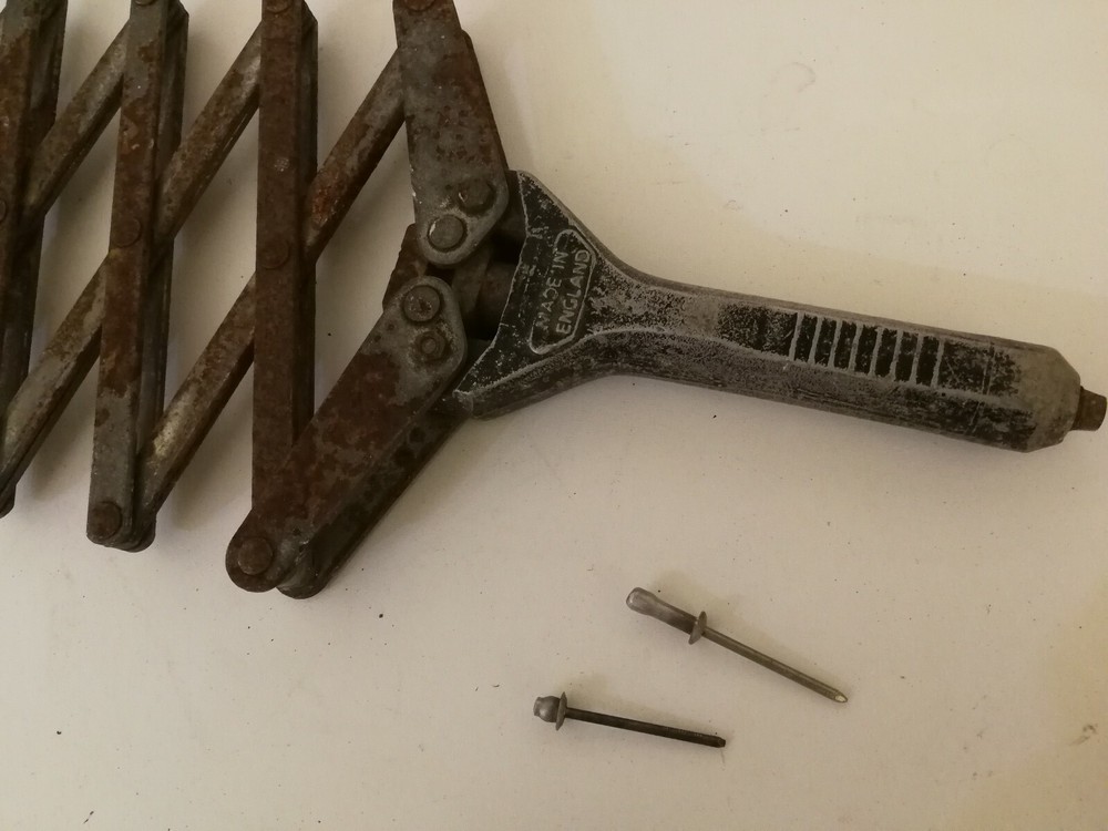 King klik industrial pop rivet gun