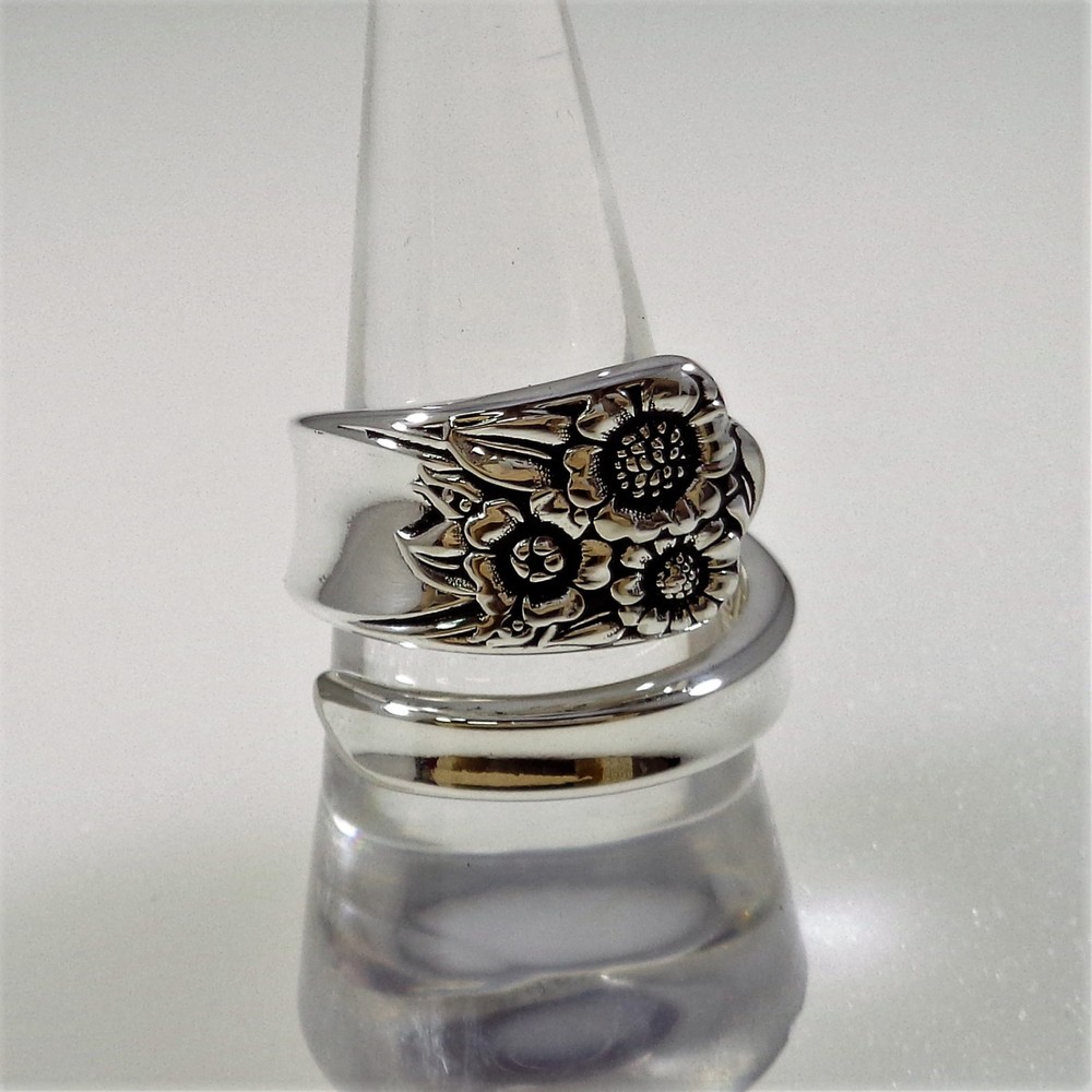April Shiny Wrap Style Spoon Ring 1950 Bridal Gift Silverware Flatware