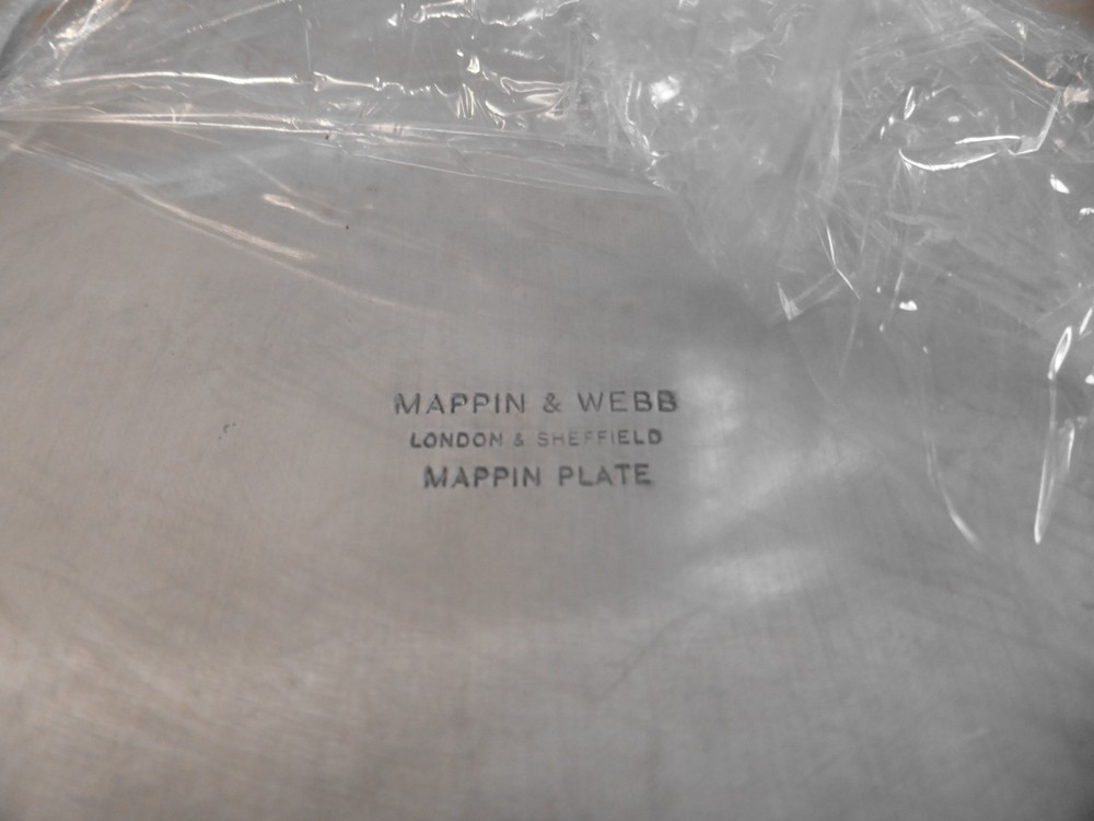 MAPPIN AND WEBB - QUEEN'S SILVER JUBILEE COMMEMORATIVE PLATE