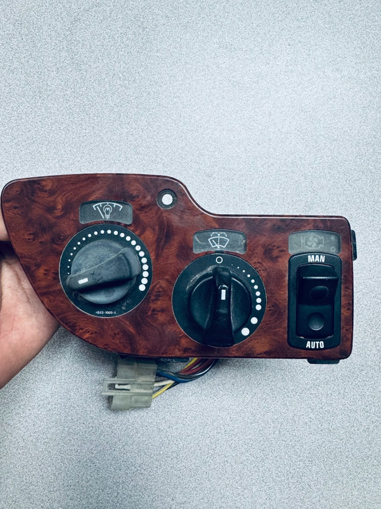 Kenworth Dash Switch Panel P/N S64-1039-1