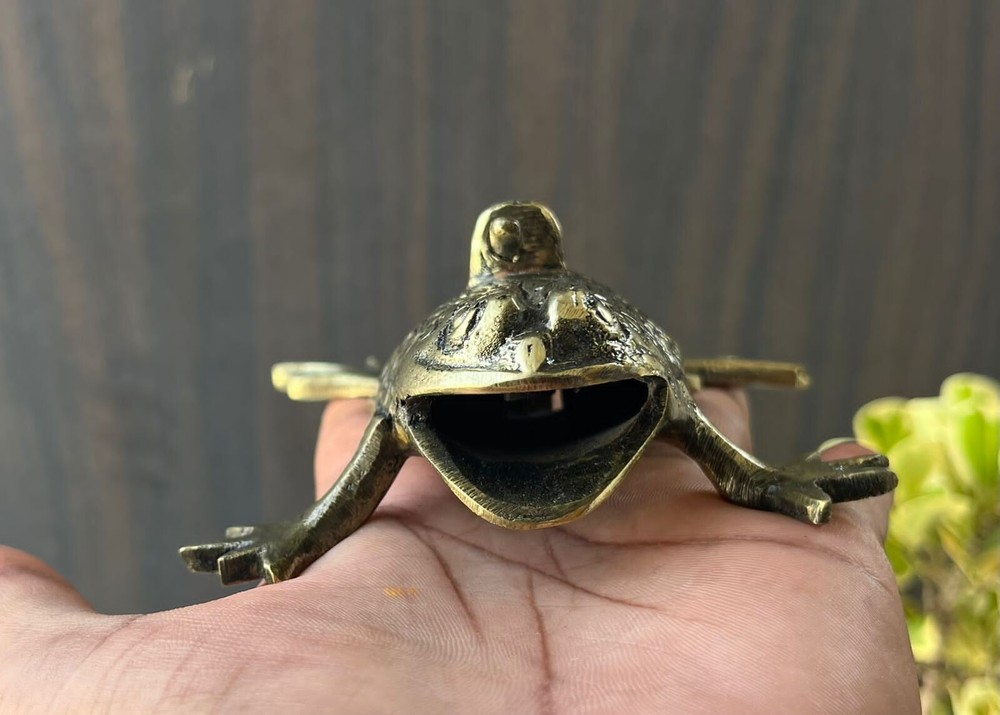 Old Vintage Brass Frog Shape Rare Tricky System Padlock