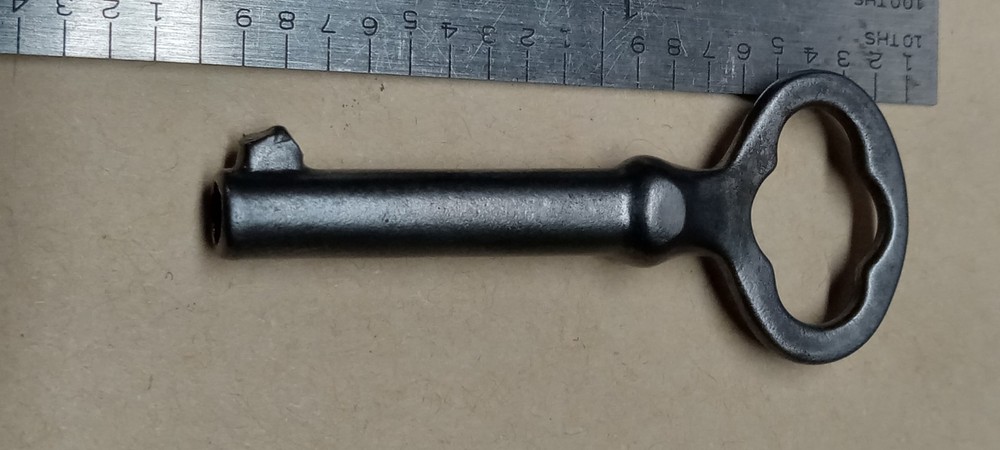 Vintage Hallow Barrel Antique Skeleton Key Solid Steel