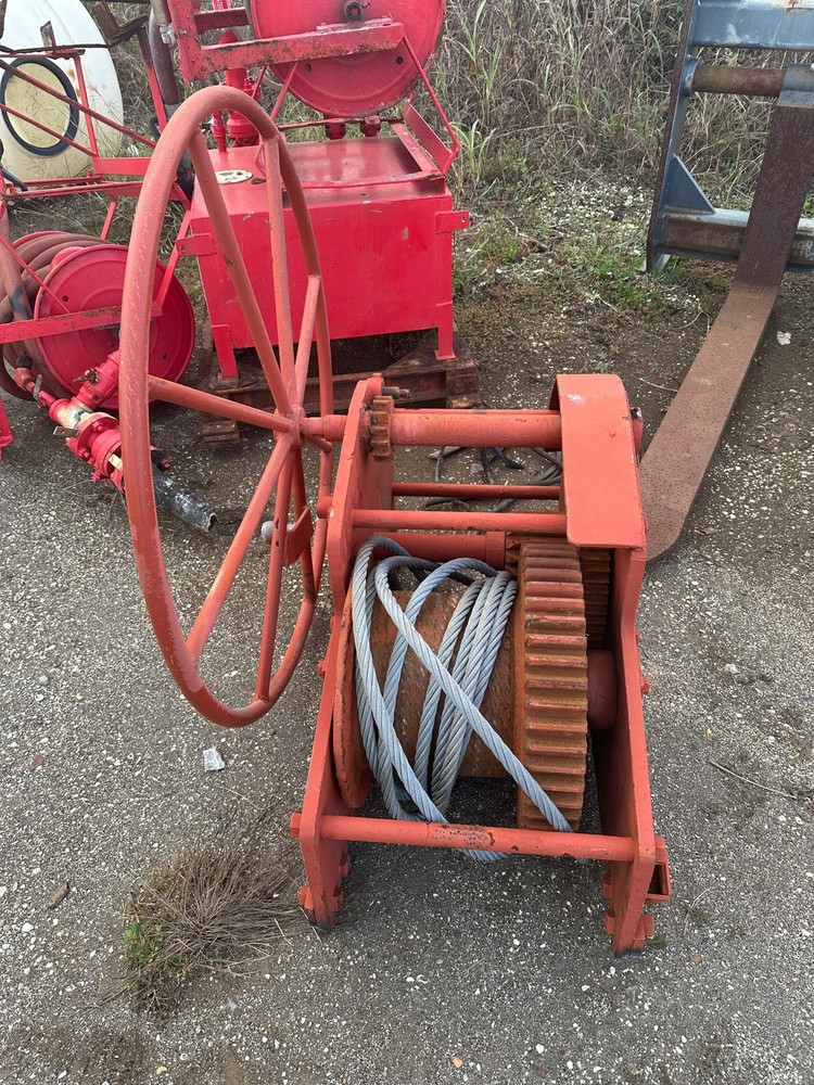 Hand Wheel Mooring Winch (Used)