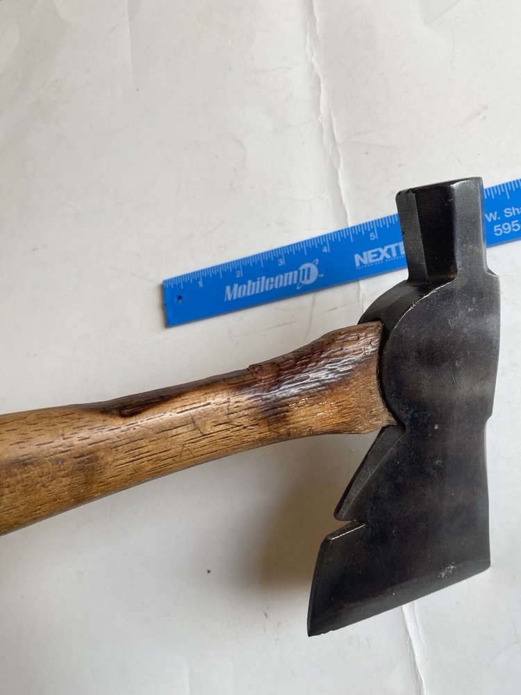 Vintage KEEN KUTTER carpenter Hatchet