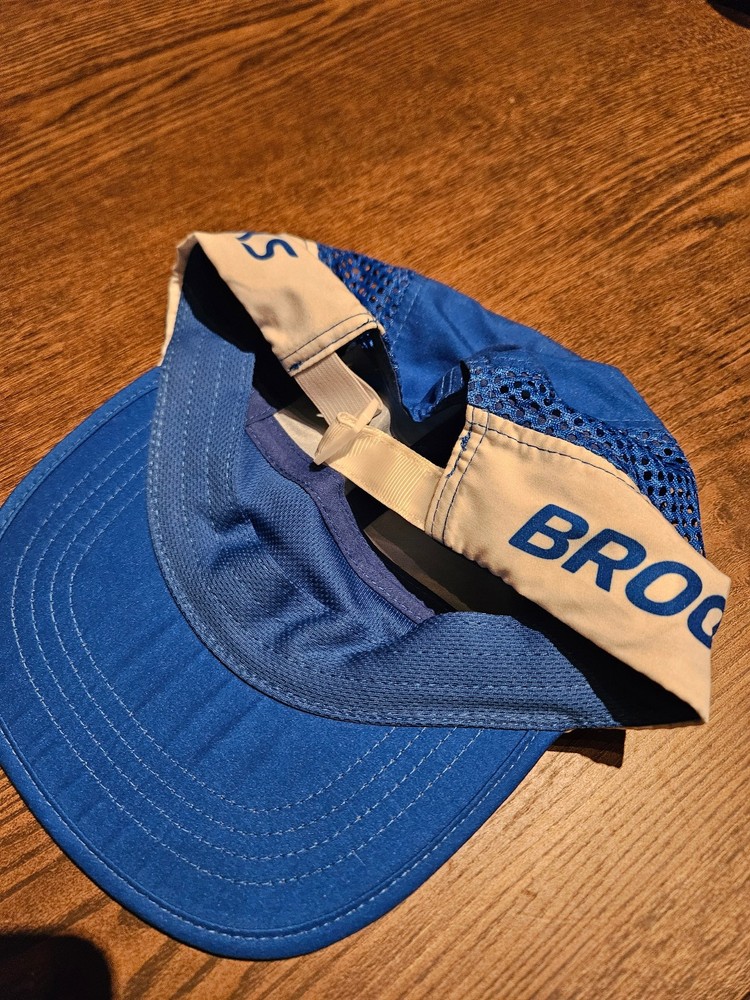 Brooks Running Cap One Size Blue Poly Adjustable