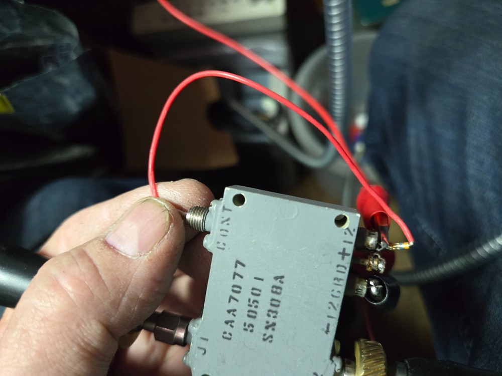 1 pc Emberguard Solutions) CAA7077 pin diode Switch 1-18 GHz Tested, see plot