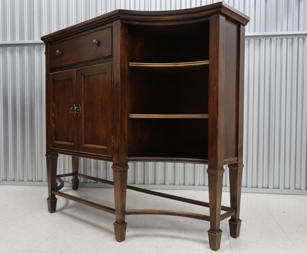 Stickley Nichols & Stone Williamsburg Maple Sideboard