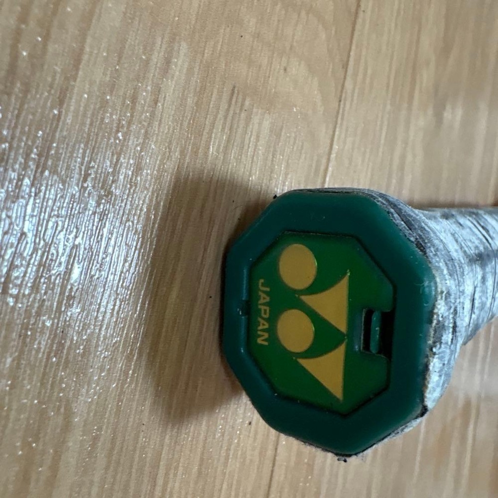 Yonex tennis racket core