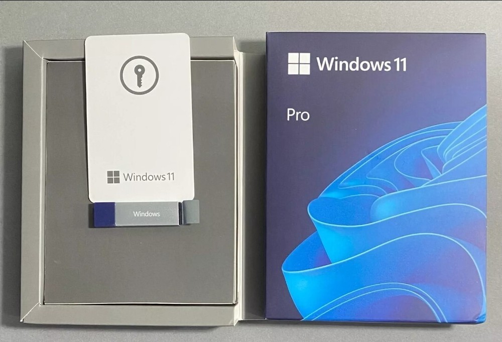 New Microsoft Windows 11 Pro 64-Bit USB Flash Drive Full Retail Version In Box