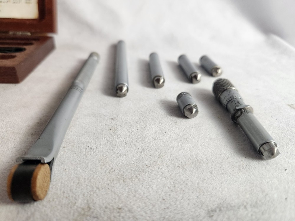 LUFKIN RULE NO 680A Inside Micrometer SET 1.5-8" Complete