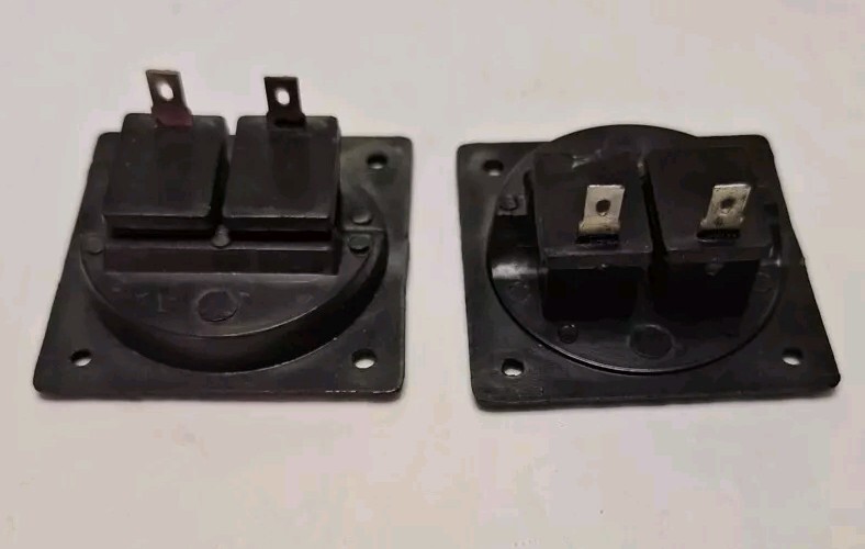 (2) SQUARE JACK TERMINAL CUP SCREW SPEAKER SUBWOOFER BOX SPRING LOADED TCSS