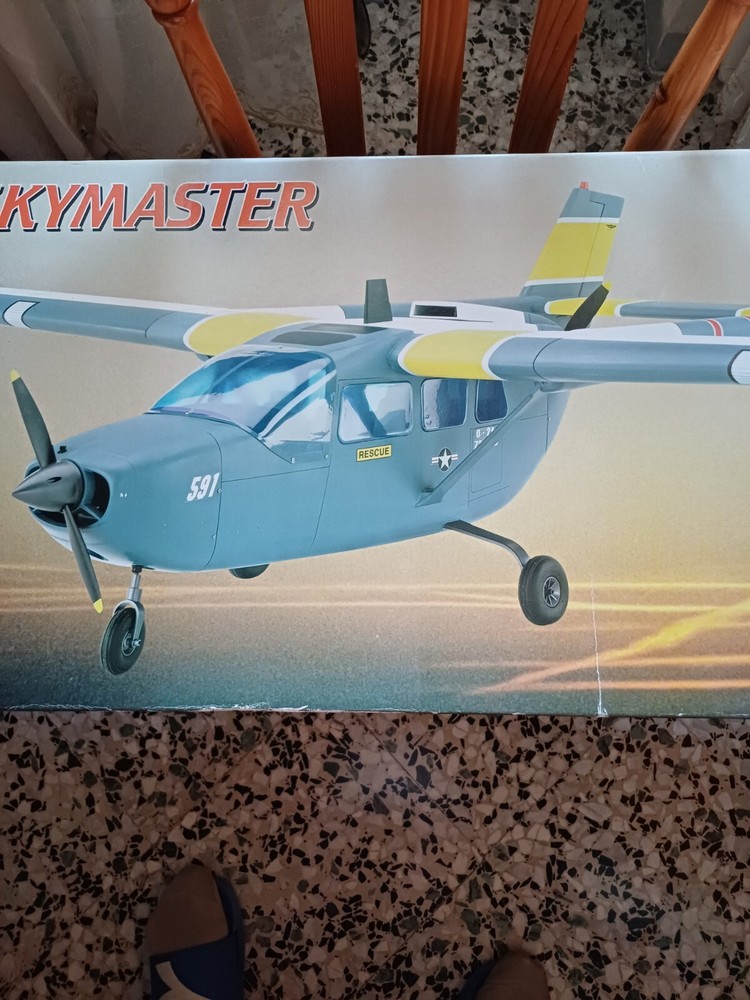 CESSNA 02A/B SKYMASTER MODEL AIRCRAFT KIT