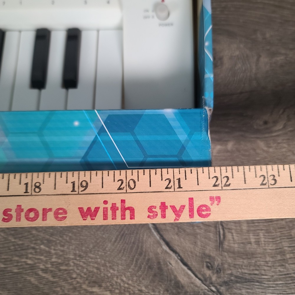 37 Keys Keyboard By Kids Stuff