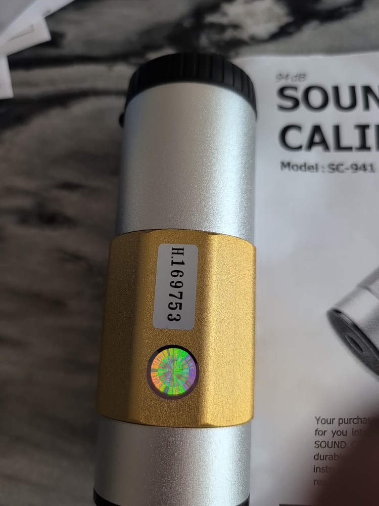 SC-941 - Sound Level Calibrator