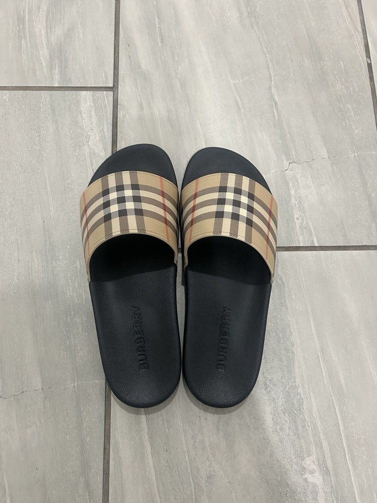 Burberry Slides Size 42 US 9