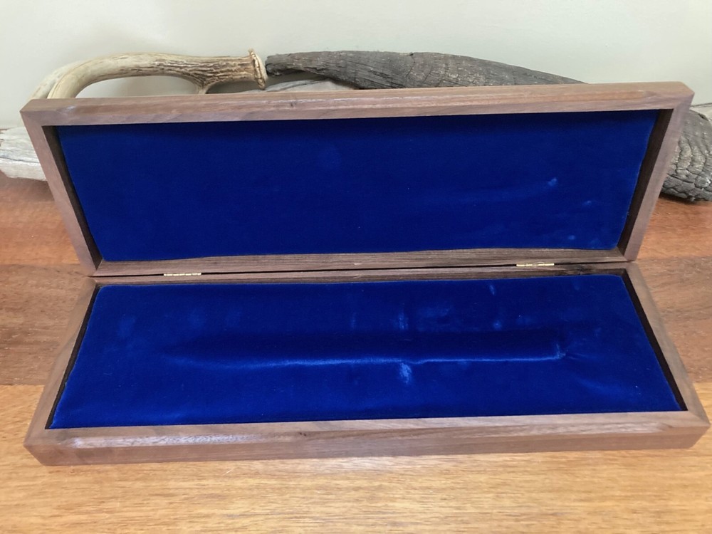 Buck Knife - Vintage Gold Etch "Geronimo" Dagger, Walnut Case Serialized *RARE*