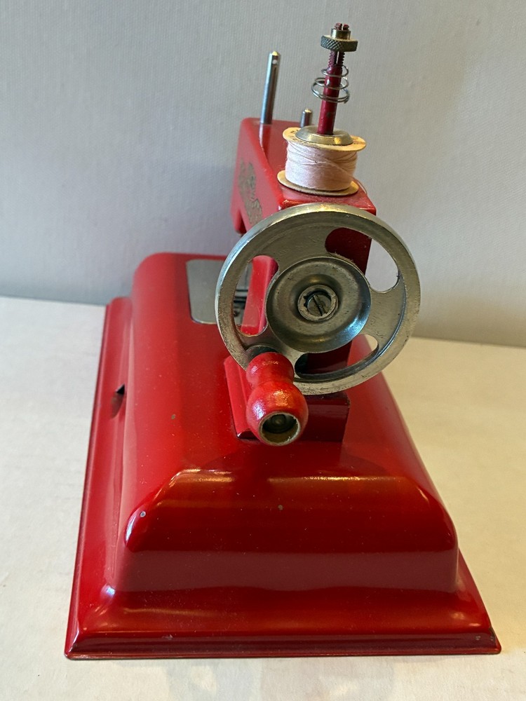 KAY-AN-EE Sew Master Machines US. Zone Berlin 2 Different Models w/ Boxes