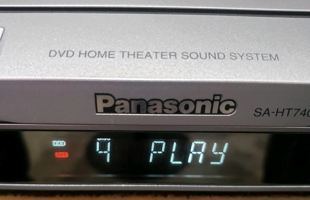 Panasonic 5 Disc Changer SA-HT740 Home Theater System DVD/CD Player Tested