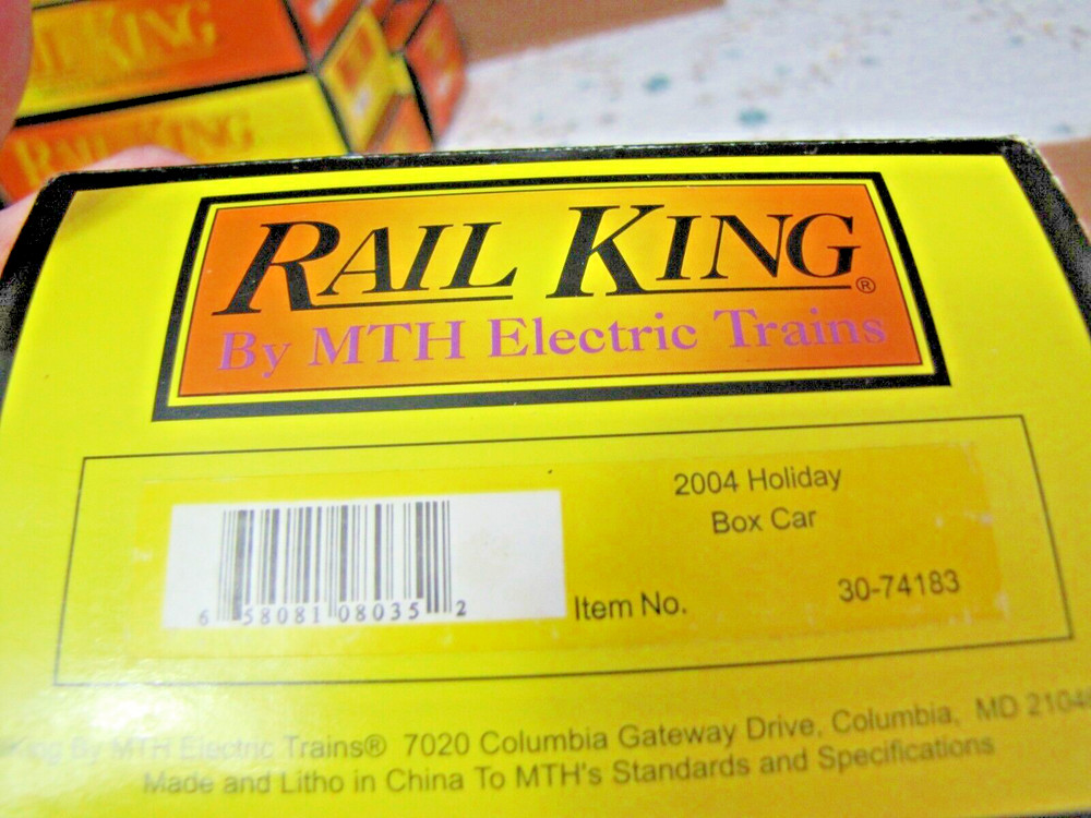 Rail King 30-74183--2004 Holiday Box Car