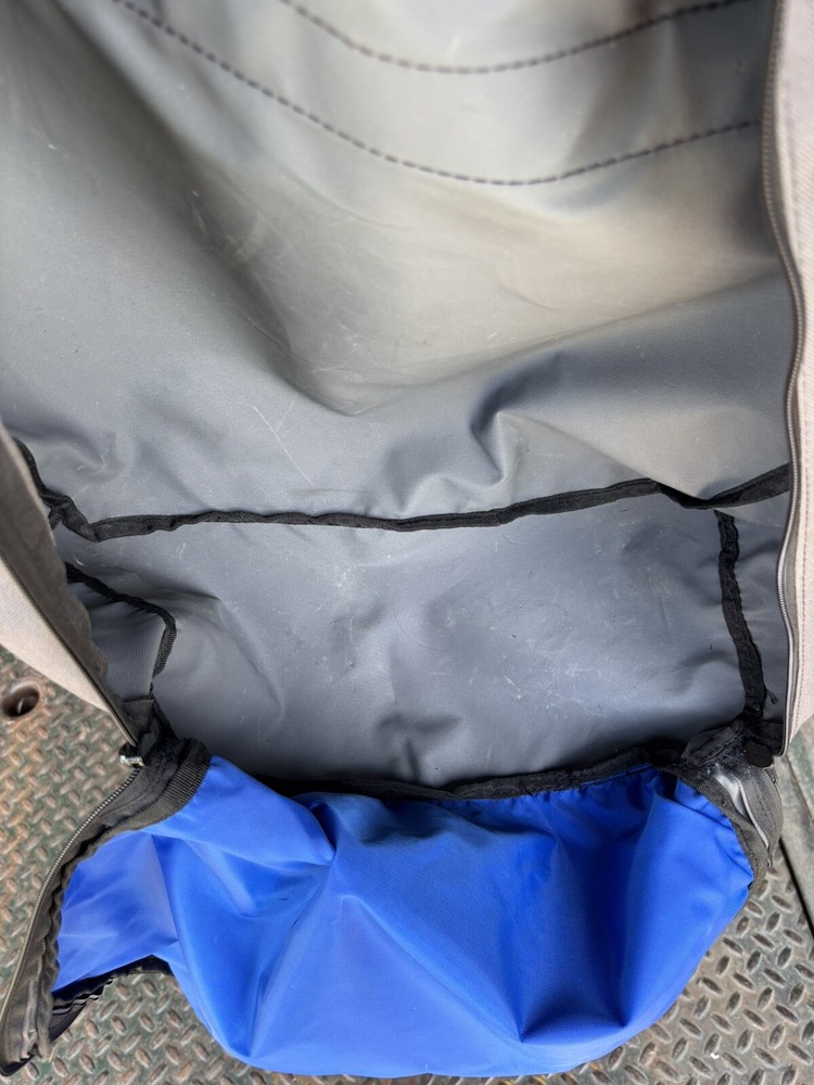 DNTLWorks Rolling Chair With Transport Bag READ DESCRIPTION