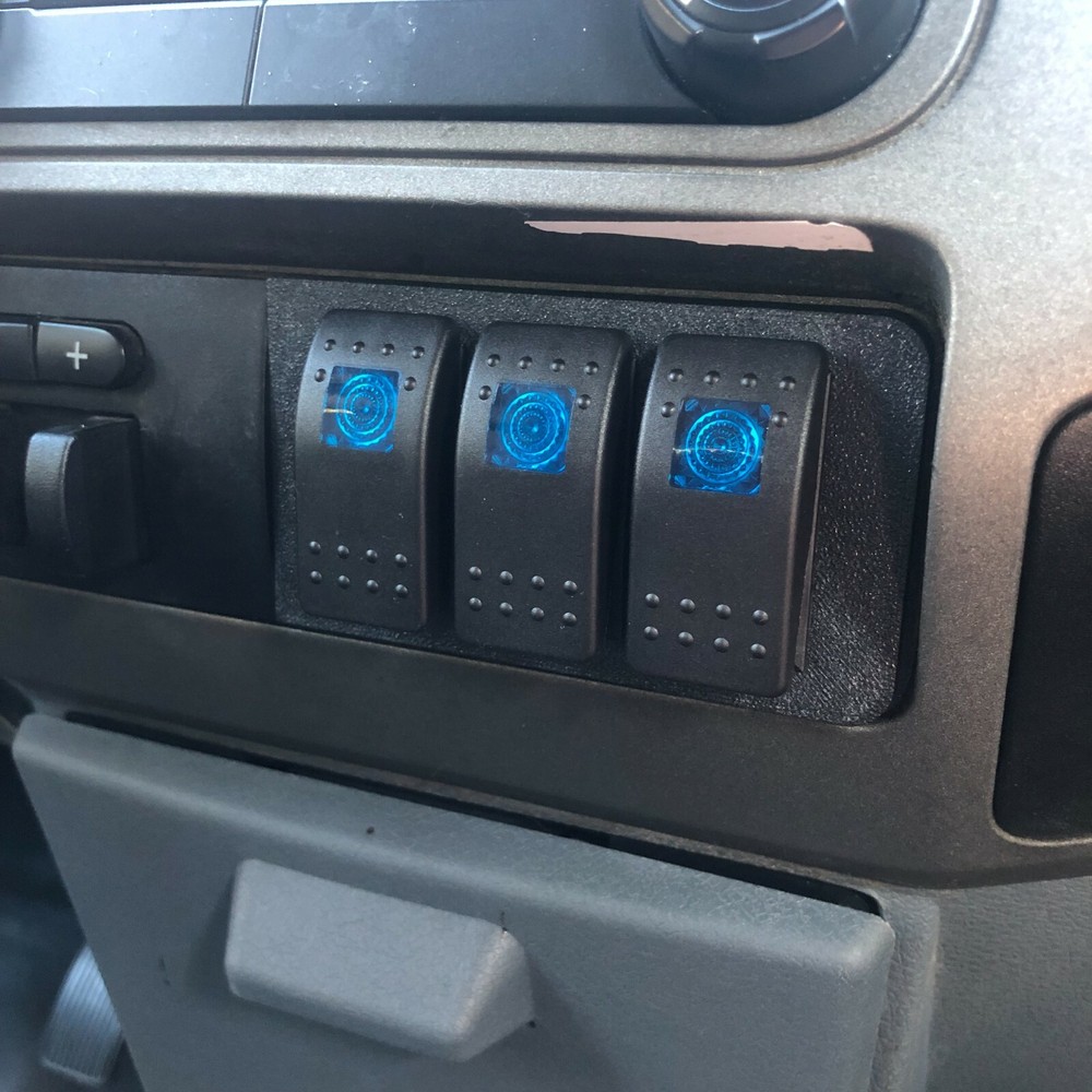 08-16 F250, F350 Rocker Switch, USB, Voltmeter, Mount Panel