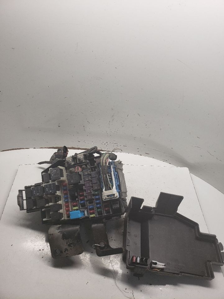 Used Fuse Box Engine fits: 2012 Mazda 6 Grade A