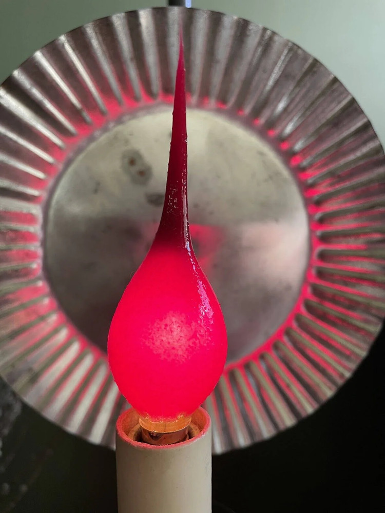 Primitive Farmhouse 5 watt Hot Apple Pie Scented Red Silicone Light Bulb